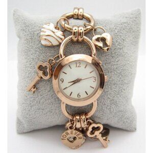 Women Charter Club Quartz WR Analog 27mm Round Watch (H489) "New Battery"